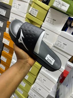 Designer Slides, Jerseys, Jean and Tops